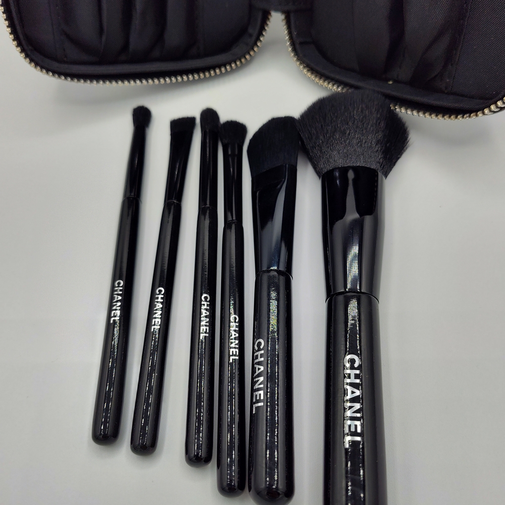 CHANEL Black Brush Set w/Case & Box Full VIP Travel Makeup Brush Kit NIB